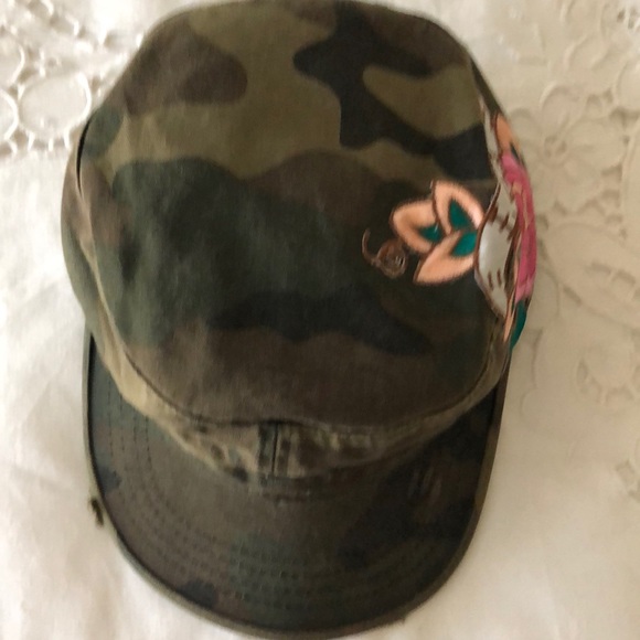 Hat - Picture 4 of 4